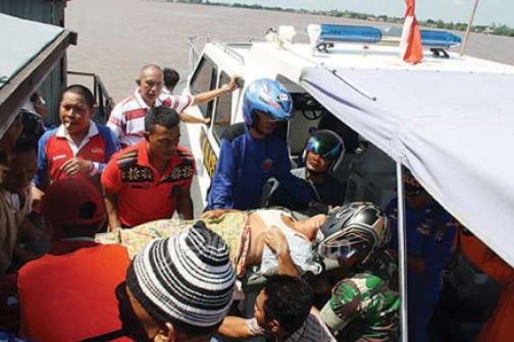 Insiden Tenggelamnya Feri di Kapuas, 15 Tewas, 3 Hilang - JPNN.COM