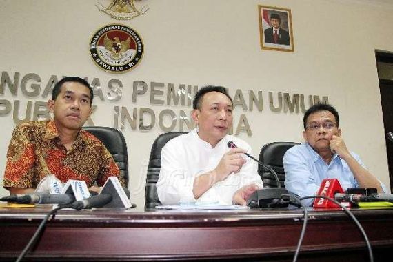 Langkah Tim Prabowo-Hatta Adukan KPU Tertunda - JPNN.COM
