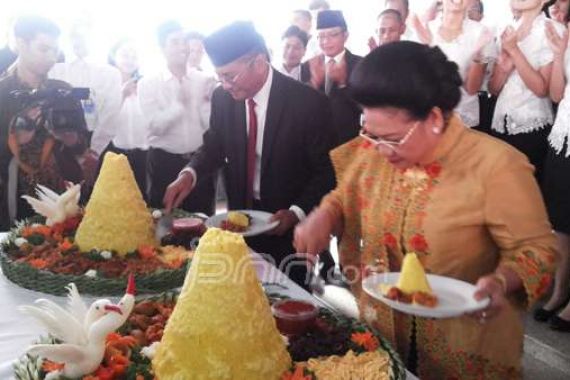 Usai jadi Irup, Dahlan Iskan Dapat Surprise Ultah - JPNN.COM