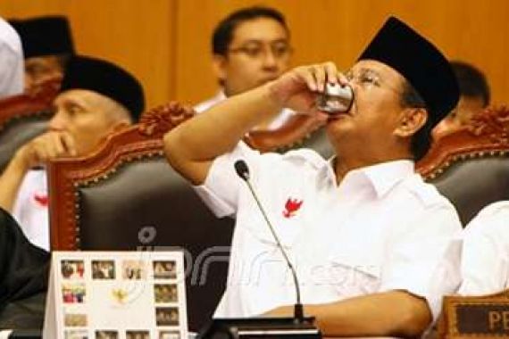 Prediksi Pengamat, Prabowo-Hatta Kalah di MK - JPNN.COM
