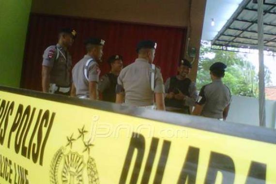 Terduga Teroris di Serang Menyamar jadi Penjual Sup Durian - JPNN.COM