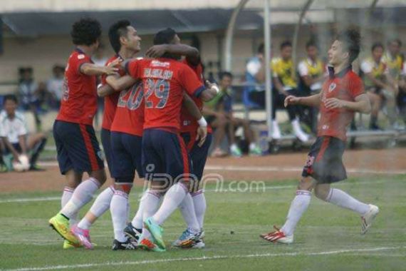 Derby Bandung di 8 Besar ISL, Aher Jogokan Persib - JPNN.COM