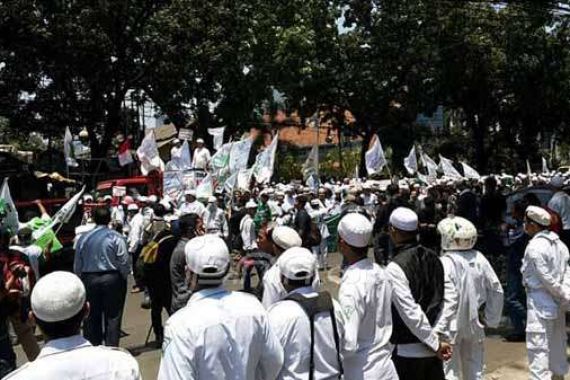 Kapolri Pastikan Siap Kawal Demo FPI di Balai Kota - JPNN.COM