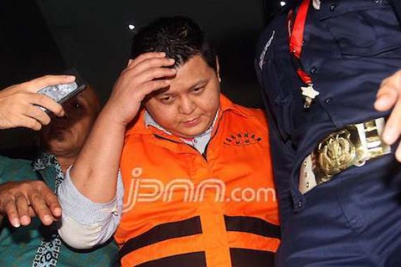 Penyuap Bupati Biak Numfor Minta Dihukum Ringan - JPNN.COM