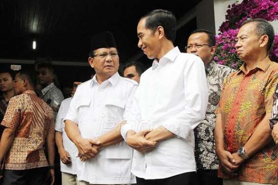 Ucapkan Selamat Ultah, Jokowi juga Siap Terima Kritik Prabowo - JPNN.COM