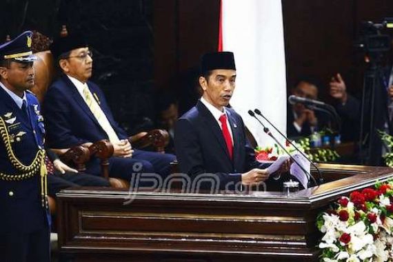 Ini Pidato Kenegaraan Pertama Jokowi sebagai Presiden - JPNN.COM