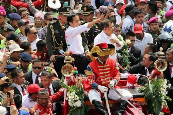 Jokowi Disambut Gegap Gempita di Monas - JPNN.COM