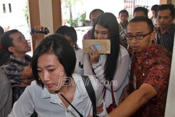 Nilai Kurang, Putri Presiden Jokowi Gagal CPNS - JPNN.COM