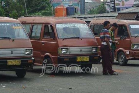 Ratusan Angkot Tua akan Dimusnahkan - JPNN.COM