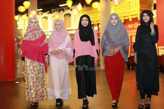 RI Berpotensi Jadi Kiblat Fesyen Muslim Dunia - JPNN.COM