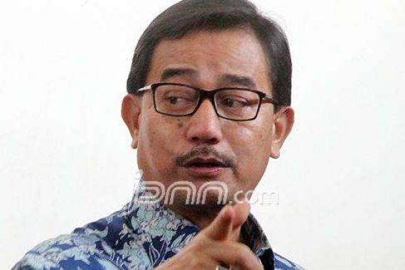 Menteri Fery Desak Wali Kota Surabaya Sertifikatkan Surat Ijo - JPNN.COM