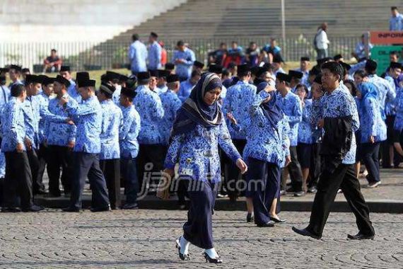 Larang Birokrat DKI Minum Teh Manis - JPNN.COM