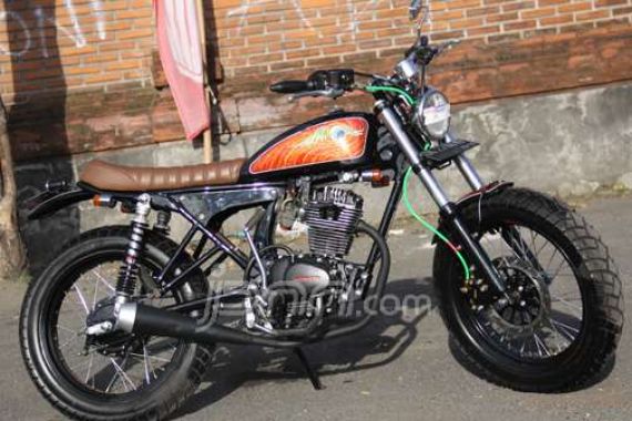 HONDA GL 125 1979: Tracket Penawar Racun - JPNN.COM