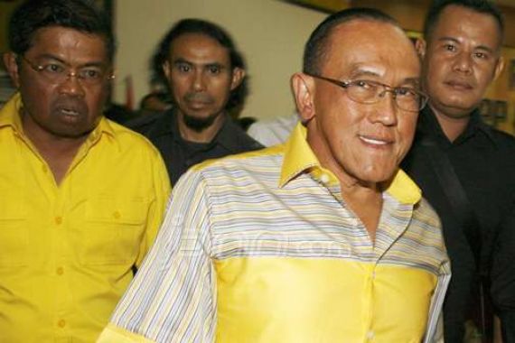 Golkar Sulsel Isyaratkan tak Dukung Ical - JPNN.COM