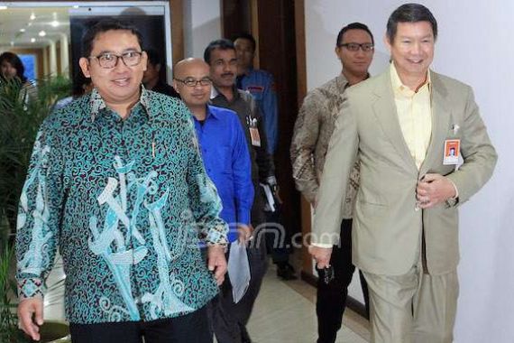 Soal Golkar, Adik Prabowo Tuding Pemerintah Gunakan Cara Orba - JPNN.COM