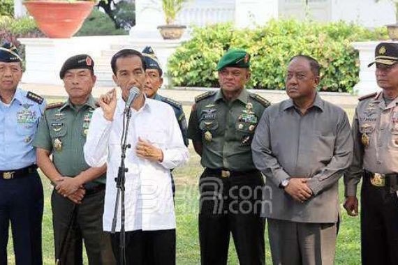 Jokowi Harapkan TNI dan Polri Tak Terus Berfriksi - JPNN.COM