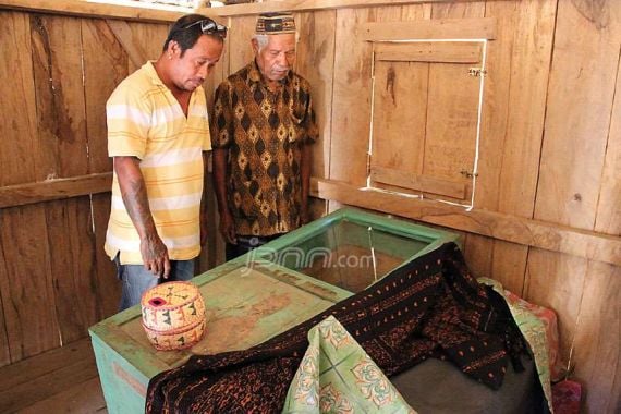 Melihat Mumi Alami di Kampung Wolondopo, Kabupaten Ende, NTT - JPNN.COM