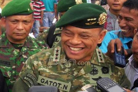 PNS Dilarang Rapat di Hotel, TNI AD Apel di Kebun - JPNN.COM