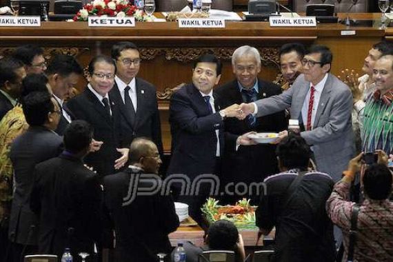 KMP dan KIH Bersatu, Paripurna DPR Setujui RUU MD3 Baru - JPNN.COM