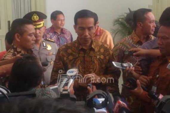 Jokowi Tunggu Janji SBY All Out Dukung Perppu Pilkada - JPNN.COM