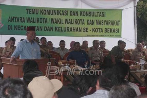 Wali Kota Bekasi Ancam Cabut Izin RS Swasta - JPNN.COM