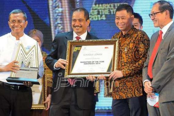 Jawa Pos Group Raih Marketing Champion 2014 - JPNN.COM