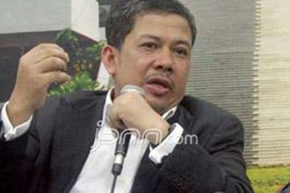 Fahri Hamzah Minta Agung Laksono Move On - JPNN.COM
