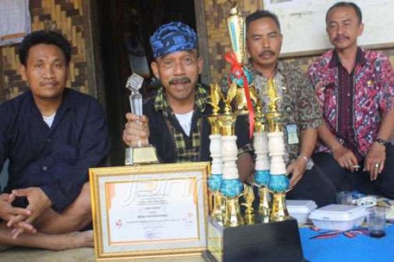 Jaro Dainah Berandil Besar Ajak Warga Baduy Sukseskan Pilpres - JPNN.COM