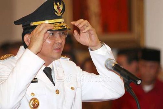 Ahok Ajak Warga Jakarta Doakan Korban AirAsia di Malam Tahun Baru - JPNN.COM