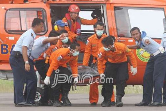 Total 30 Jenazah Korban AirAsia Dibawa ke Surabaya - JPNN.COM