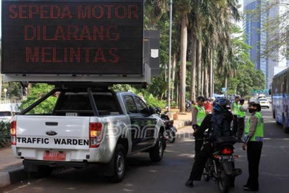 Daerah Bebas Motor Diperpanjang hingga Blok M - JPNN.COM