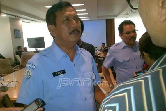 KKP Tambah Armada Kapal dan Speedboat Pengawas - JPNN.COM