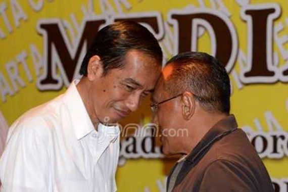 Bertemu Jokowi, Ical Akui Bicarakan Dua Hal - JPNN.COM