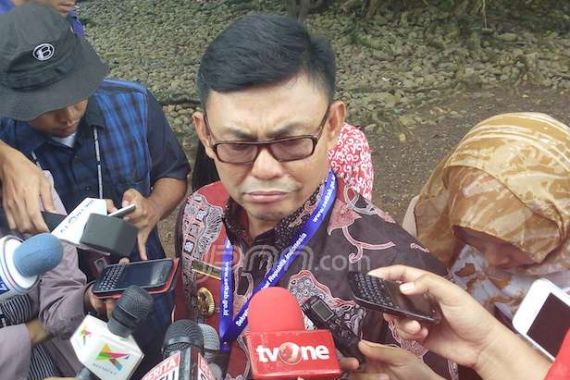 Bupati Kobar Tegaskan BW Bukan Pencari Saksi Sengketa Pilkada - JPNN.COM