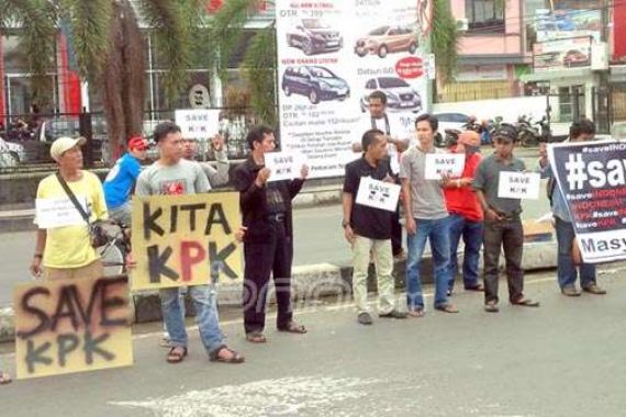 Anggap Polri Hambat Kerja KPK, 76 Organisasi Turun ke Jalan - JPNN.COM