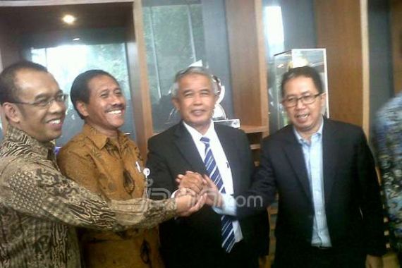Tim Sembilan Bantah Ingin Bekukan PSSI - JPNN.COM