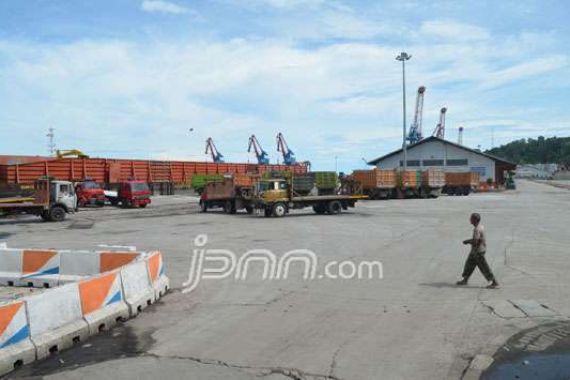 Offshore Logistic Base jadi Andalan Pelabuhan Kupang - JPNN.COM