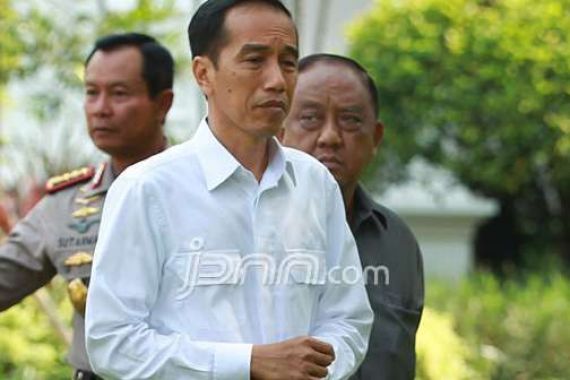 Pengamat Beber Lima 'Dosa' Jokowi dalam Konflik KPK-Polri - JPNN.COM