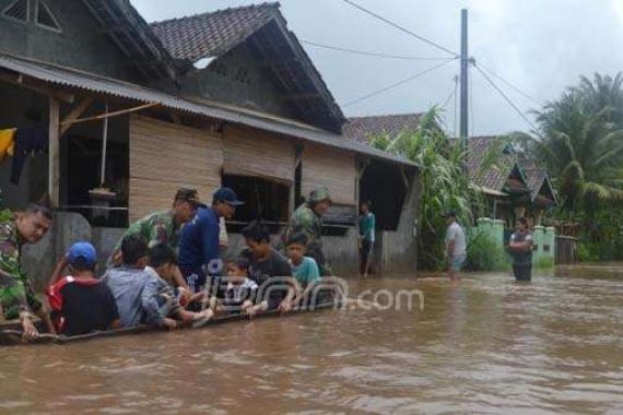 Tidak Hujan, Long Bia Tiba-tiba Direndam Banjir - JPNN.COM