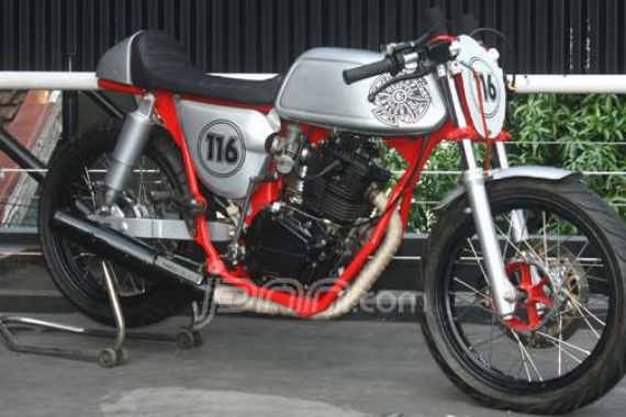 Honda GL 100 1980: Maskot Kopi Racer - JPNN.COM