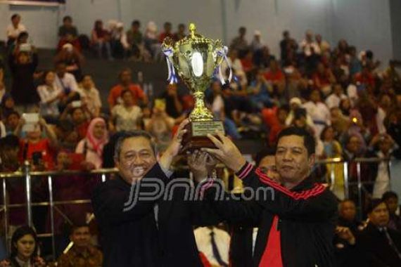 Kejuaraan Karate Piala SBY Banjir Peserta - JPNN.COM