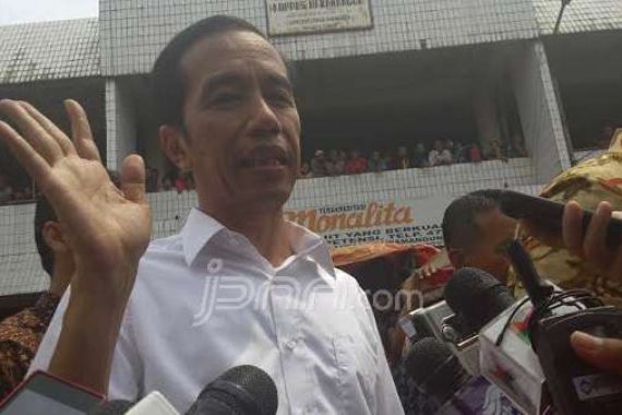 Jokowi Curiga Ada yang Main Agar Indonesia Impor Beras - JPNN.COM