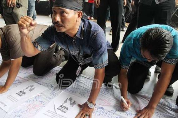 Pegawai KPK Demo, Menteri Yuddy Chrisnandi: Tak Boleh Ada Pembangkangan - JPNN.COM