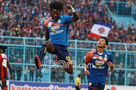 Arema Siap Bungkam Persija - JPNN.COM