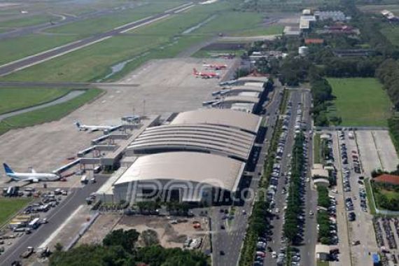 Runway Bandara Juanda Rusak, Kemenhub Cuek - JPNN.COM