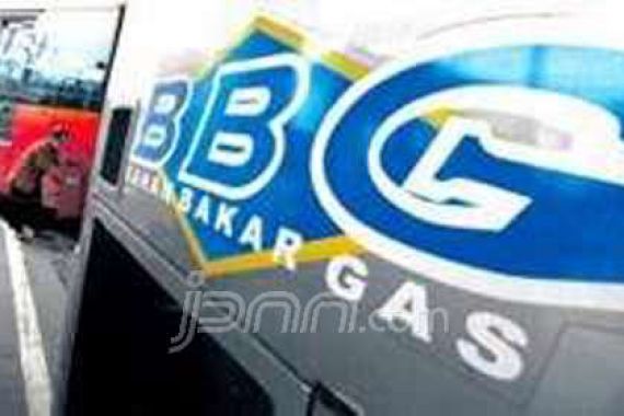 PGN Operasikan SPBG di Surabaya - JPNN.COM