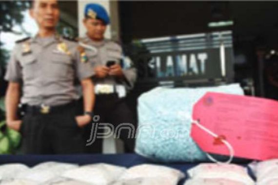 Wow, Polisi Sita Sabu-Sabu dan Ekstasi Senilai Rp 7,5 Miliar - JPNN.COM