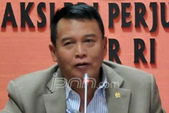 Anak Buah Megawati Nilai Survei Poltracking Soal PDIP Ngawur - JPNN.COM