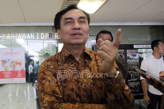 Anak Buah Megawati Ini Usulkan Angket soal BBM ke Jokowi - JPNN.COM
