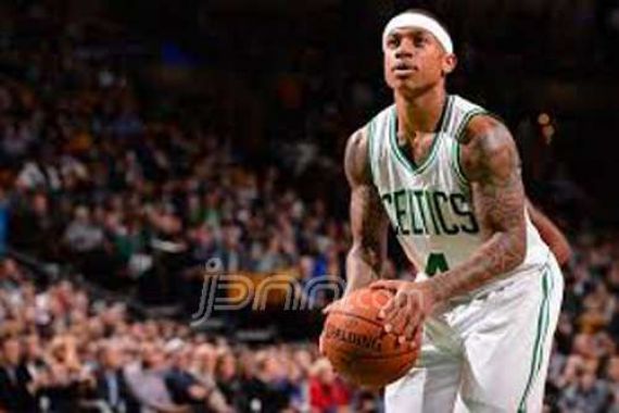 Thomas Bawa Celtics Amankan Satu Tiket Playoff - JPNN.COM